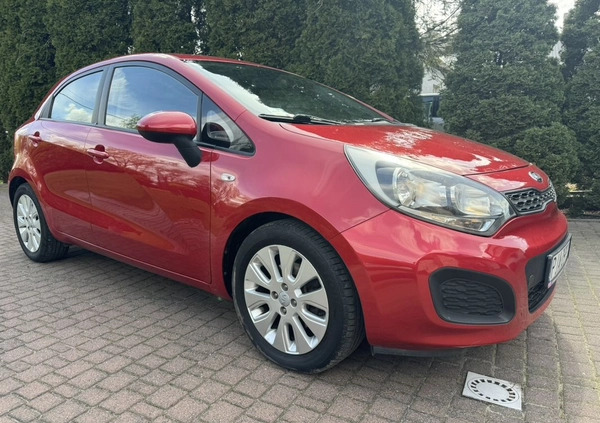 Kia Rio cena 24800 przebieg: 108000, rok produkcji 2011 z Świeradów-Zdrój małe 466